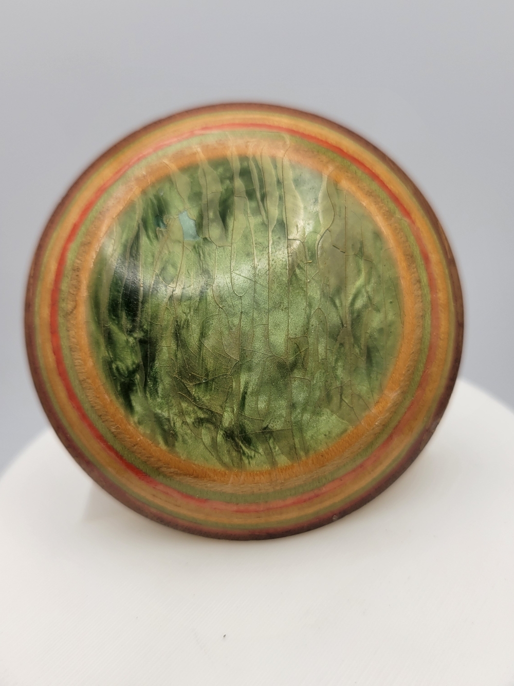 Vintage Round Wood Brooch Green Red Orange Painted Lacquered Pin c1970